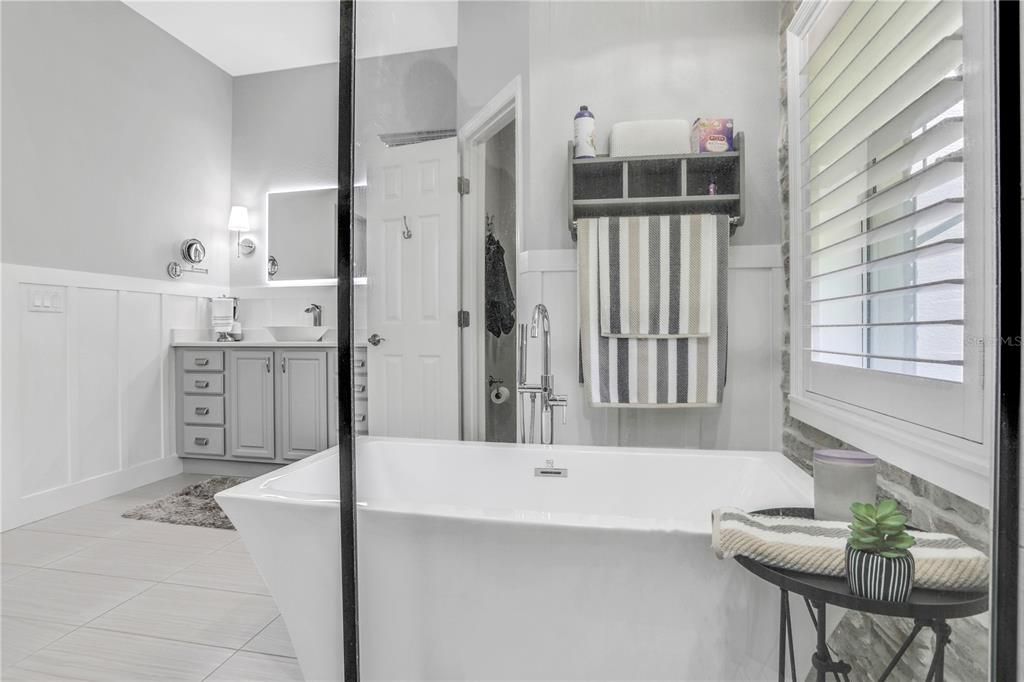 For Sale: $765,000 (3 beds, 2 baths, 2678 Square Feet)
