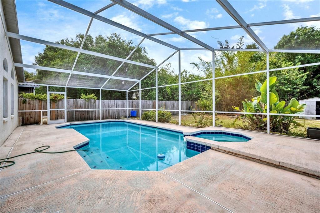 For Rent: $3,150 (4 beds, 2 baths, 2074 Square Feet)