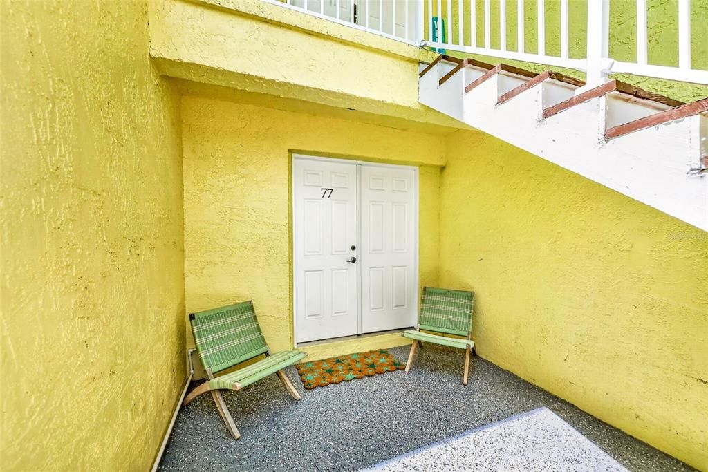 For Rent: $2,200 (2 beds, 2 baths, 1040 Square Feet)