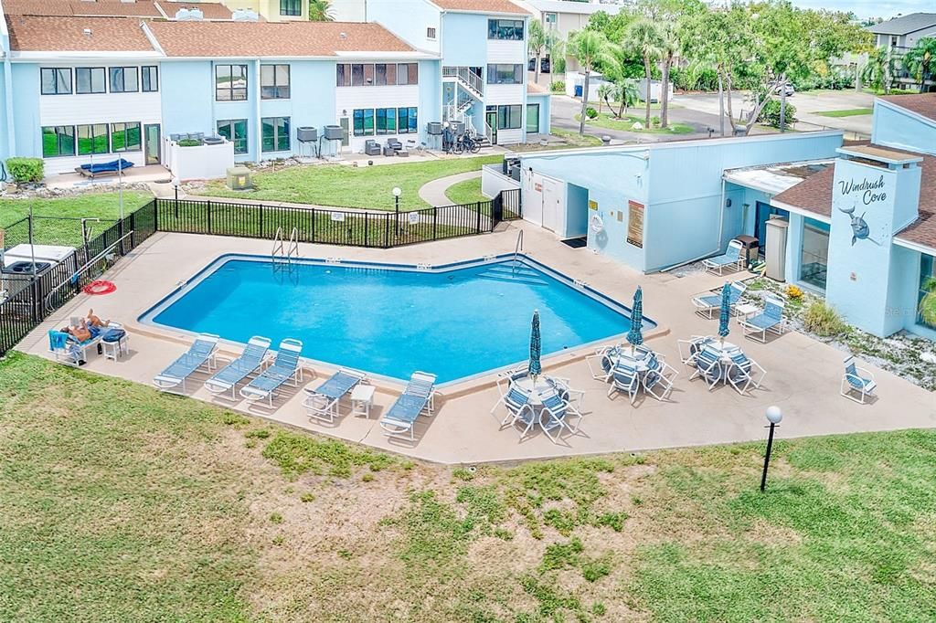 For Rent: $2,200 (2 beds, 2 baths, 1040 Square Feet)