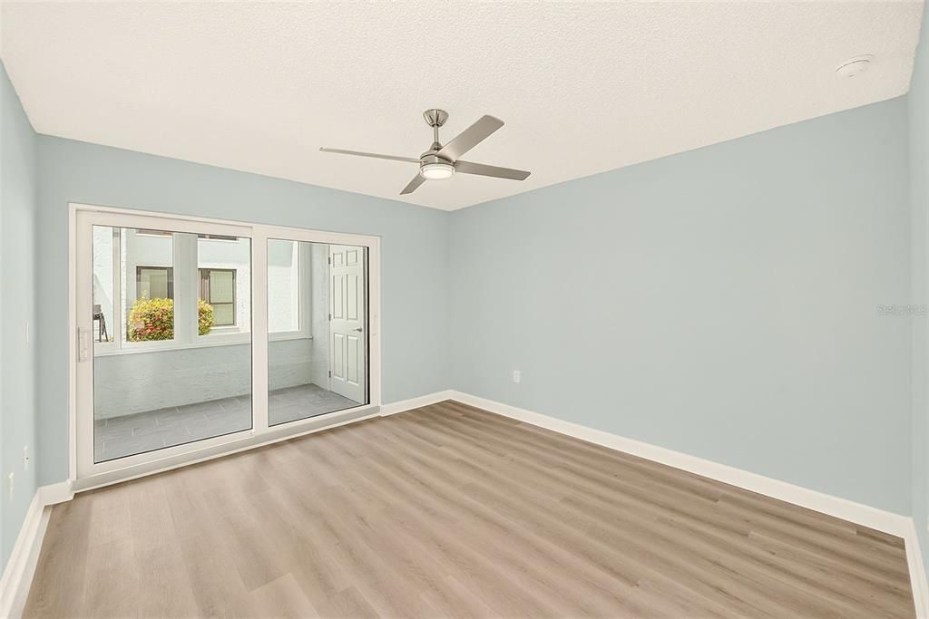 For Rent: $2,200 (2 beds, 2 baths, 1040 Square Feet)