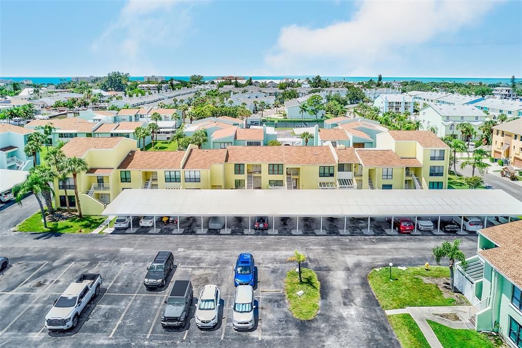 For Rent: $2,200 (2 beds, 2 baths, 1040 Square Feet)