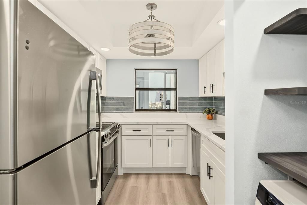 For Rent: $2,200 (2 beds, 2 baths, 1040 Square Feet)