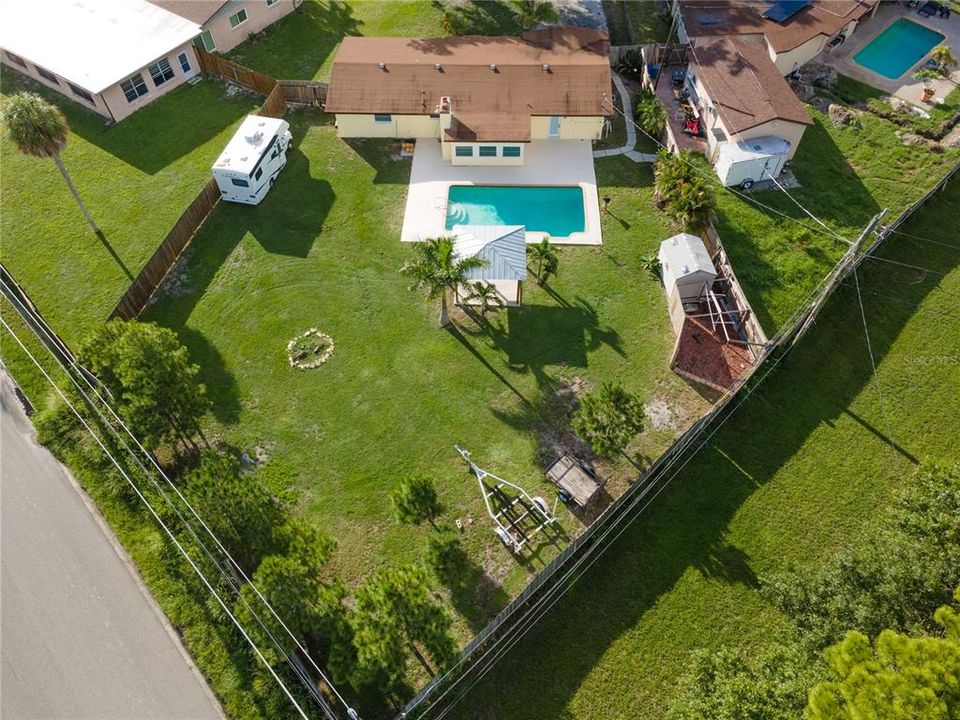 На продажу: $439,900 (3 спален, 2 ванн, 1836 Квадратных фут)