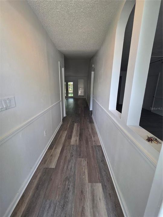 For Rent: $1,950 (3 beds, 2 baths, 1476 Square Feet)