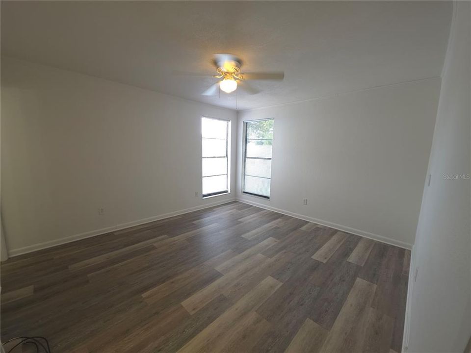 For Rent: $1,950 (3 beds, 2 baths, 1476 Square Feet)