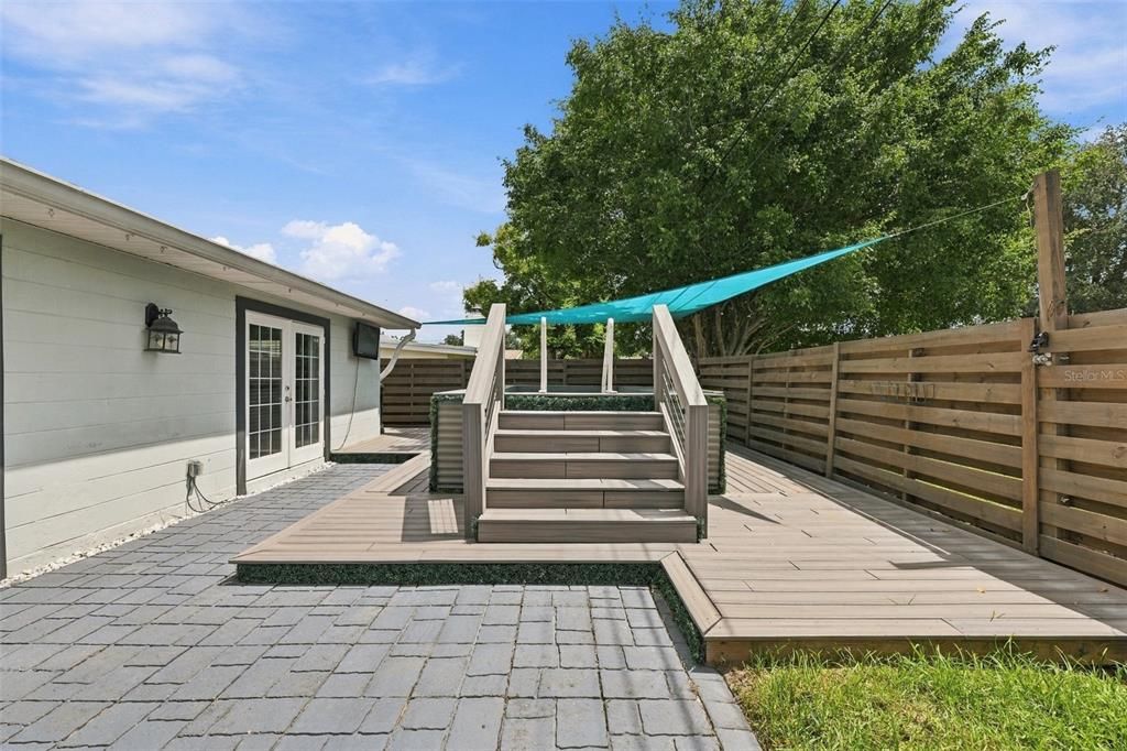 For Sale: $535,000 (4 beds, 2 baths, 1944 Square Feet)