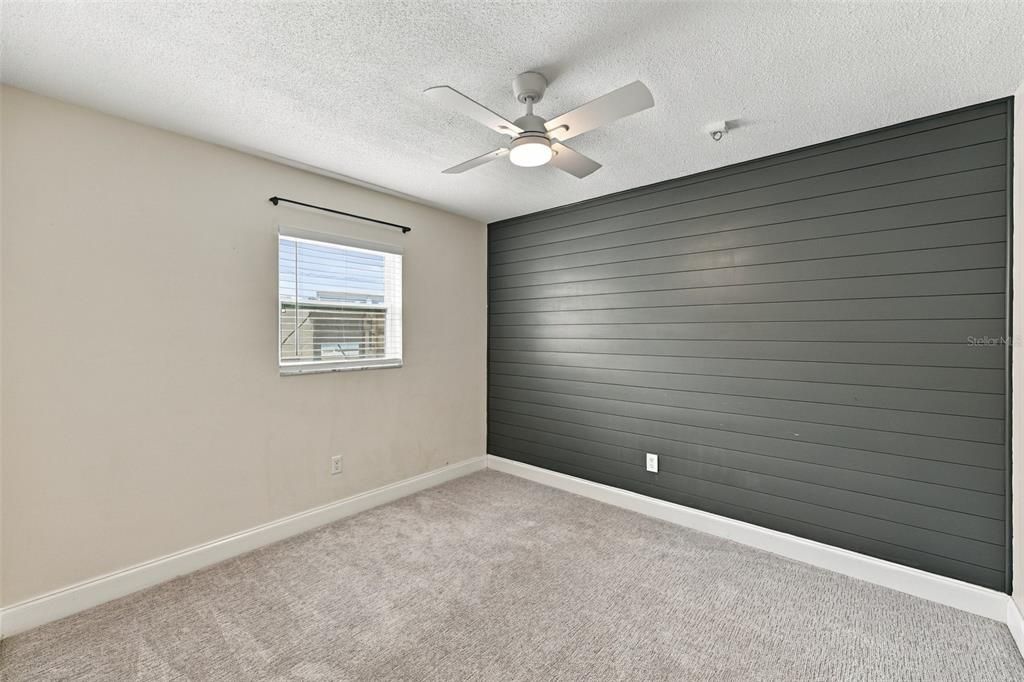 For Sale: $535,000 (4 beds, 2 baths, 1944 Square Feet)