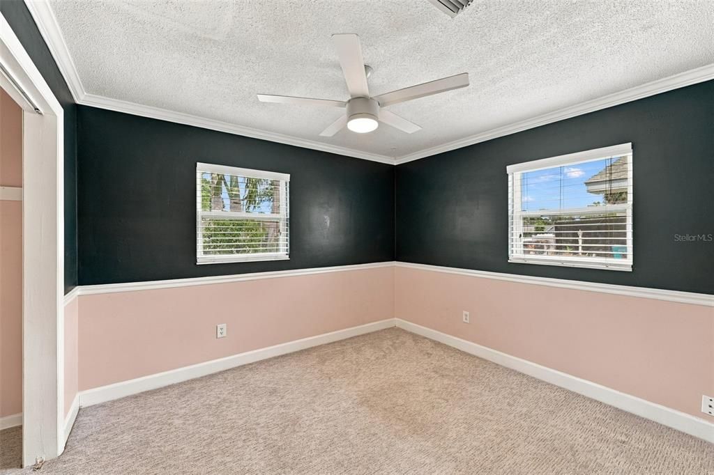 For Sale: $535,000 (4 beds, 2 baths, 1944 Square Feet)