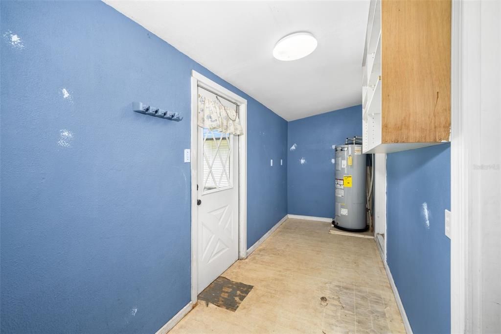 En Venta: $265,000 (4 camas, 2 baños, 1262 Pies cuadrados)