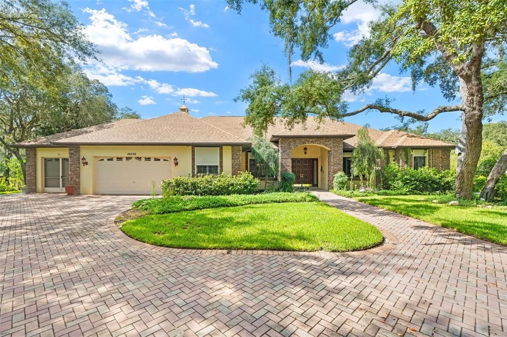 En Venta: $1,100,000 (3 camas, 4 baños, 3098 Pies cuadrados)