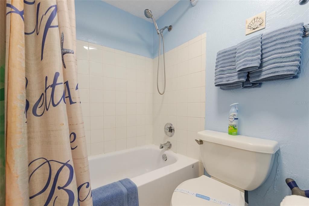 En Venta: $185,000 (1 camas, 2 baños, 691 Pies cuadrados)