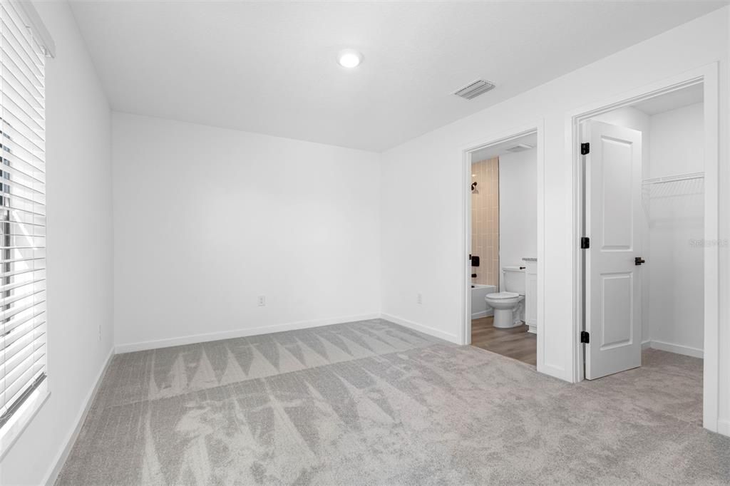 En Venta: $323,900 (3 camas, 2 baños, 1268 Pies cuadrados)