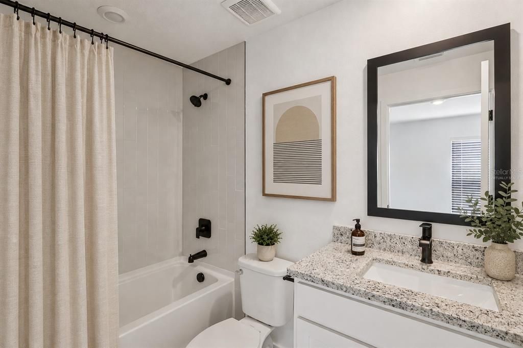 En Venta: $323,900 (3 camas, 2 baños, 1268 Pies cuadrados)