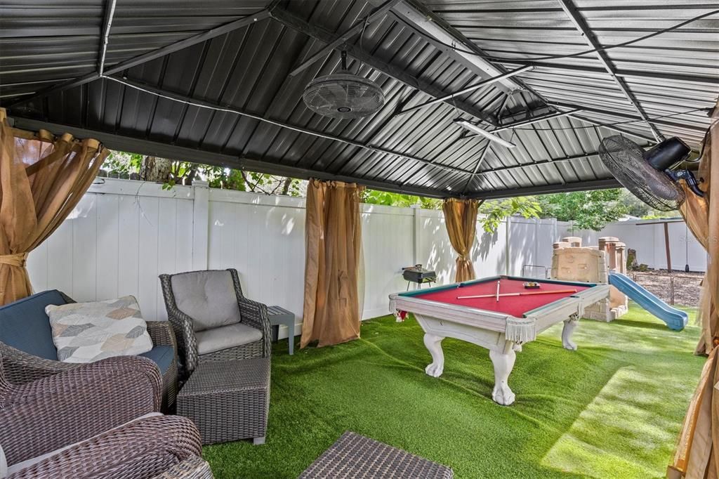 For Sale: $350,000 (3 beds, 2 baths, 1248 Square Feet)