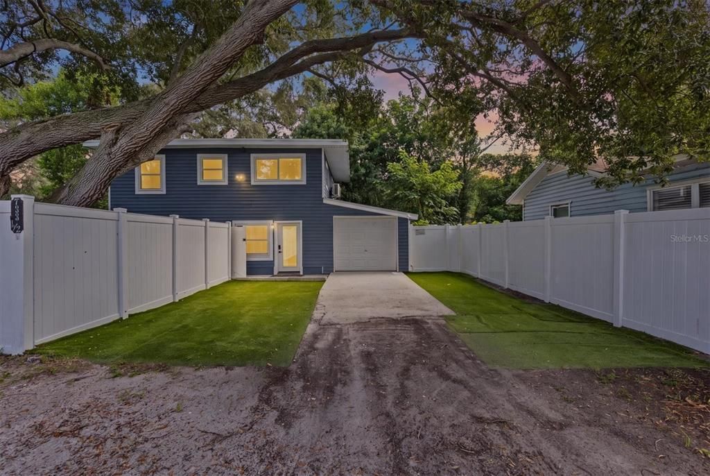 For Sale: $350,000 (3 beds, 2 baths, 1248 Square Feet)