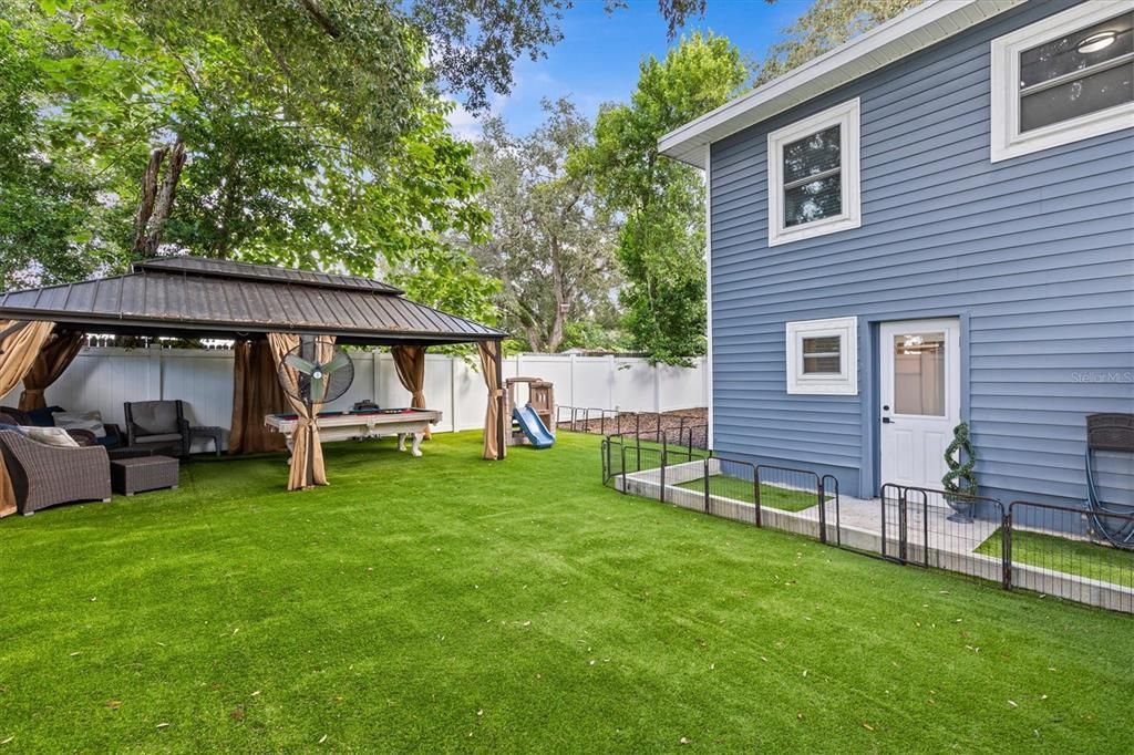 For Sale: $350,000 (3 beds, 2 baths, 1248 Square Feet)