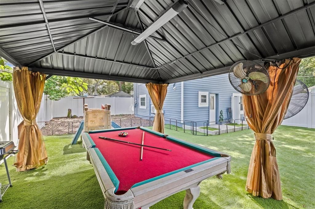 For Sale: $350,000 (3 beds, 2 baths, 1248 Square Feet)