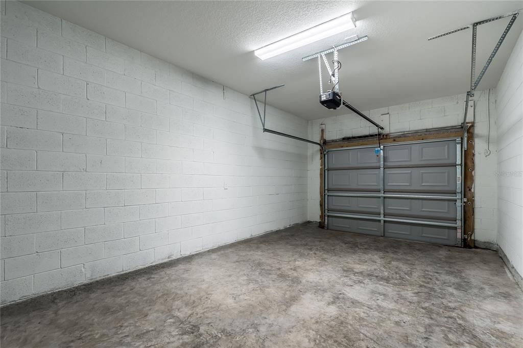 For Rent: $2,750 (4 beds, 2 baths, 1458 Square Feet)