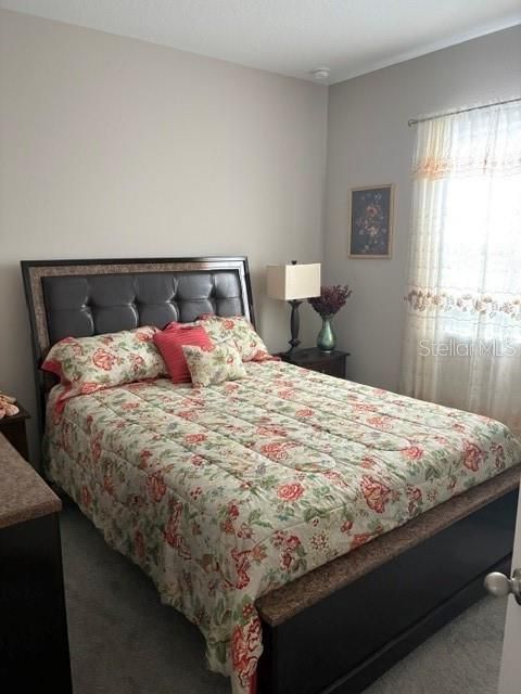 En Venta: $345,000 (4 camas, 2 baños, 1991 Pies cuadrados)