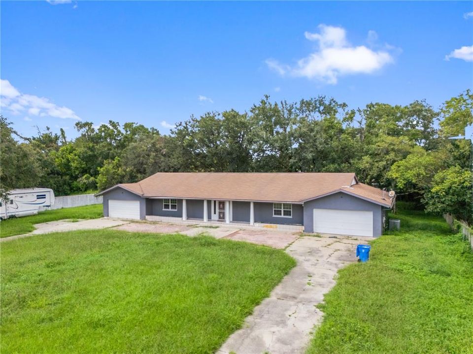 For Sale: $699,990 (3 beds, 2 baths, 2980 Square Feet)