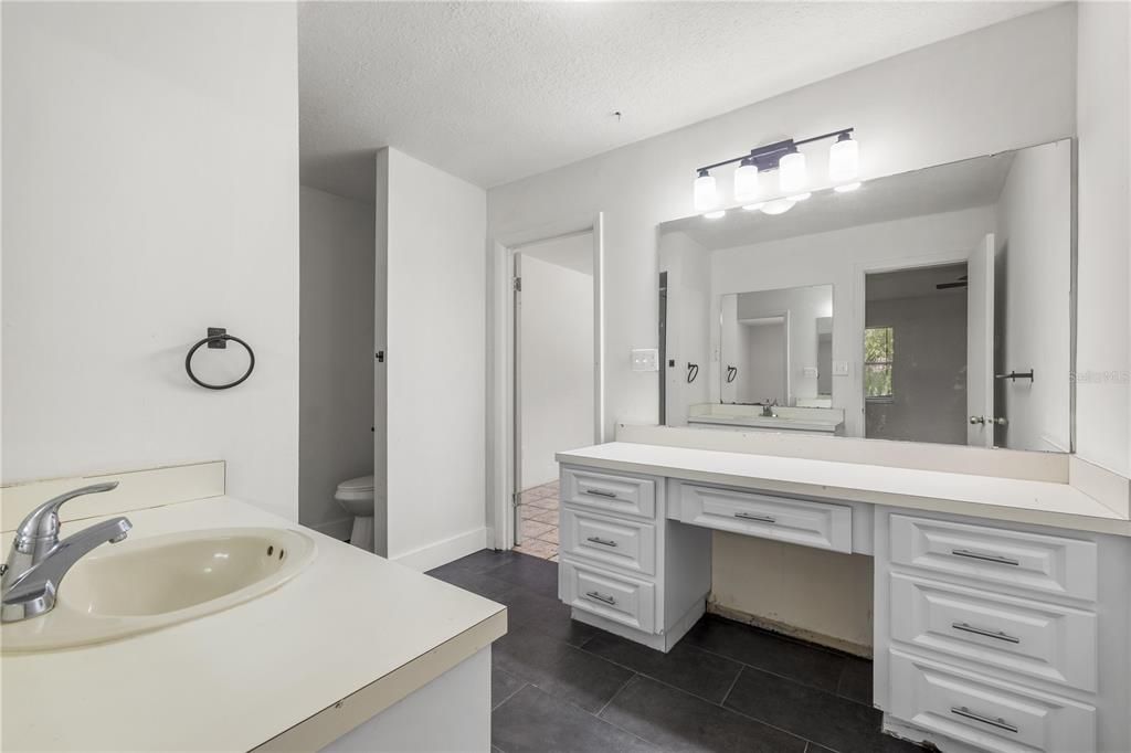 For Sale: $699,990 (3 beds, 2 baths, 2980 Square Feet)