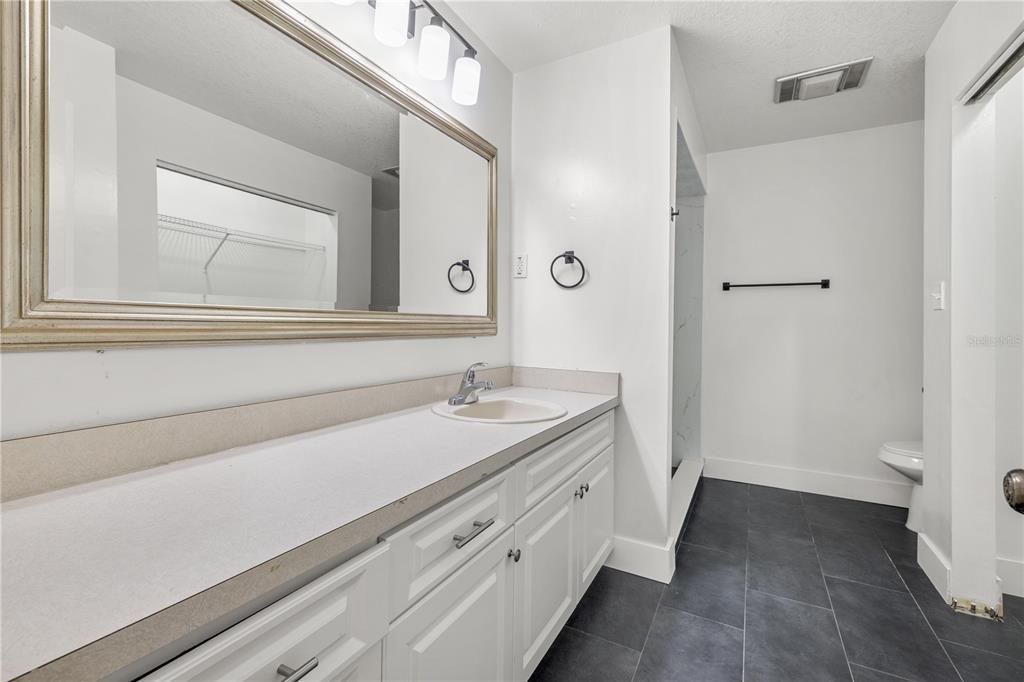 For Sale: $699,990 (3 beds, 2 baths, 2980 Square Feet)