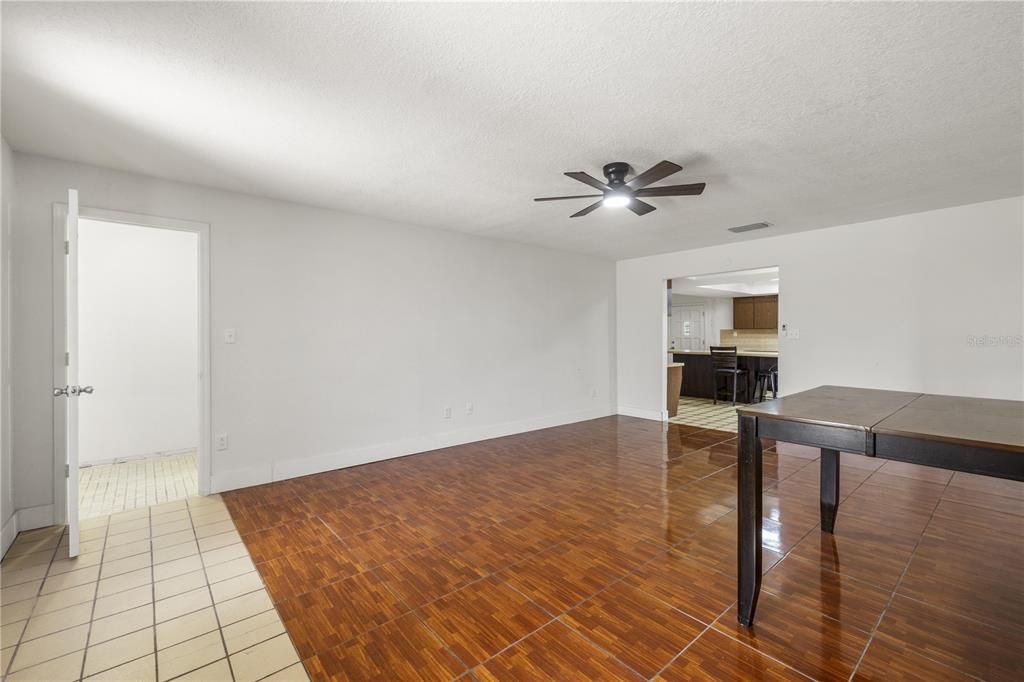 For Sale: $699,990 (3 beds, 2 baths, 2980 Square Feet)