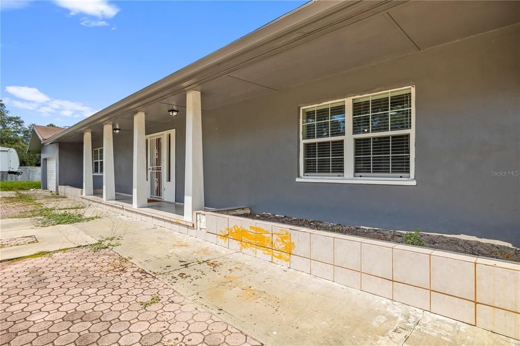 For Sale: $699,990 (3 beds, 2 baths, 2980 Square Feet)