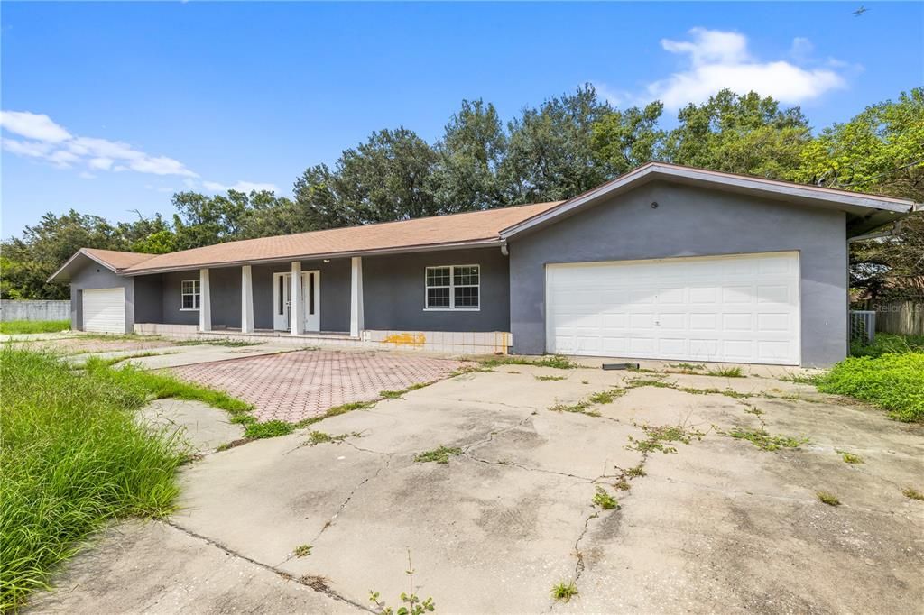 For Sale: $699,990 (3 beds, 2 baths, 2980 Square Feet)