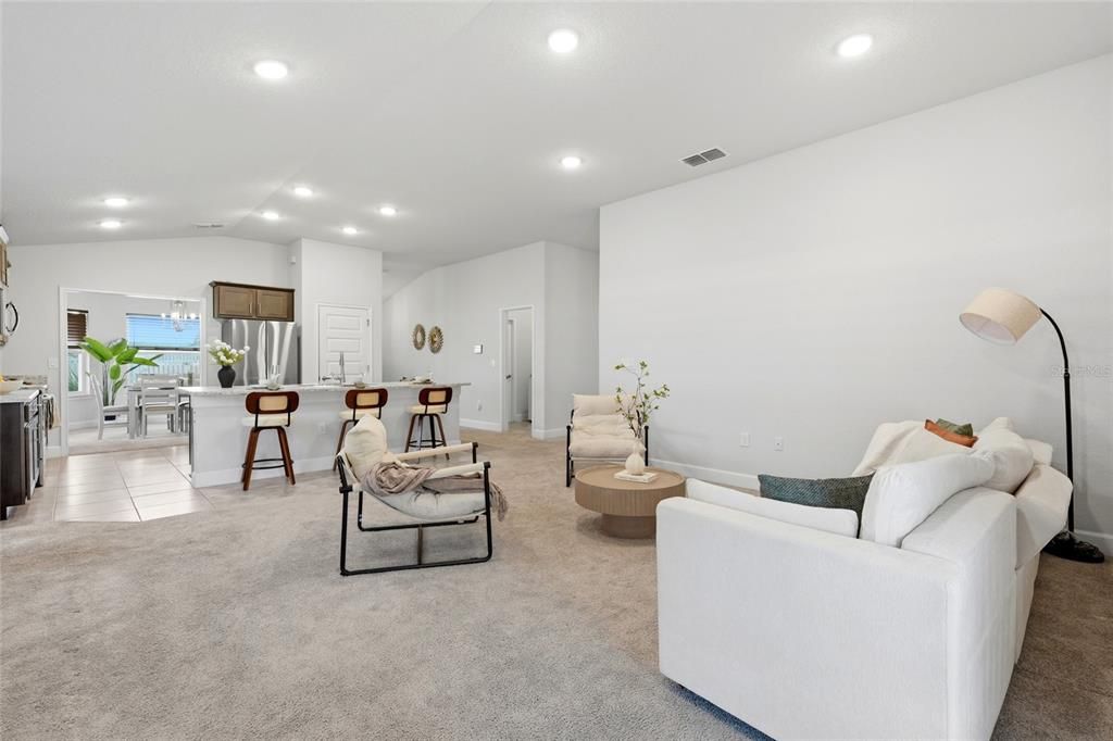 En Venta: $329,900 (3 camas, 2 baños, 1850 Pies cuadrados)