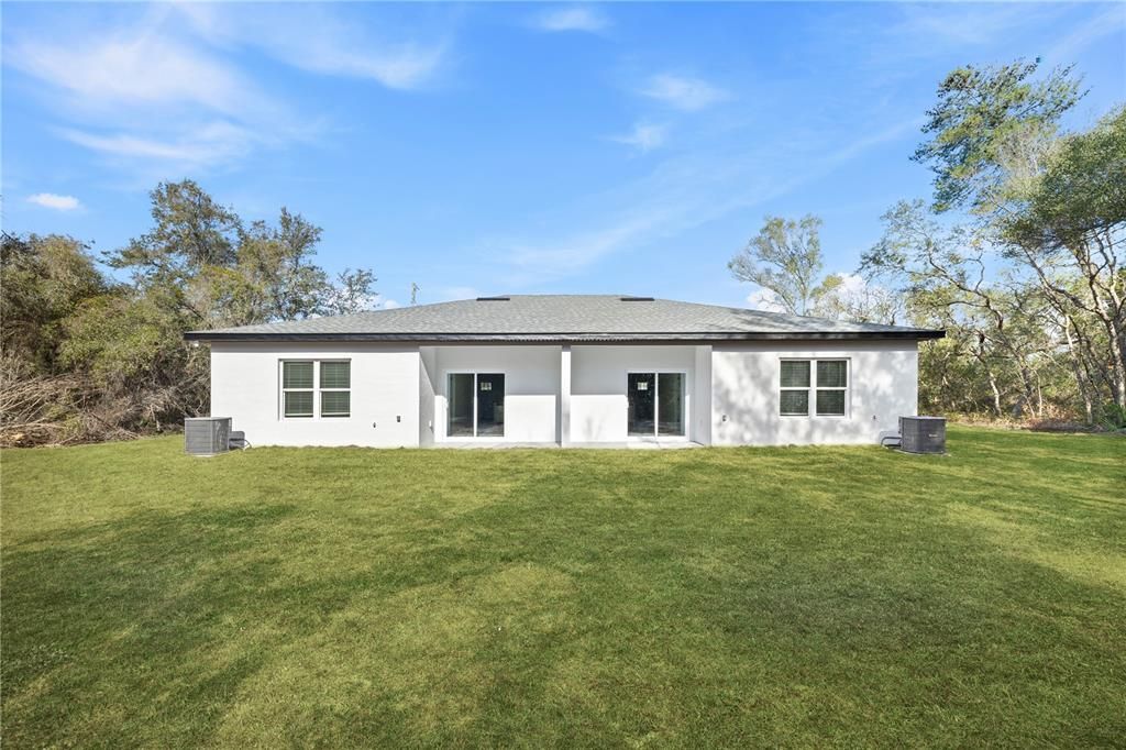 For Rent: $1,600 (3 beds, 2 baths, 1321 Square Feet)