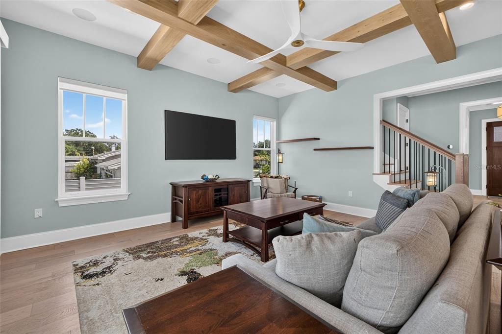 For Sale: $1,750,000 (4 beds, 2 baths, 2941 Square Feet)