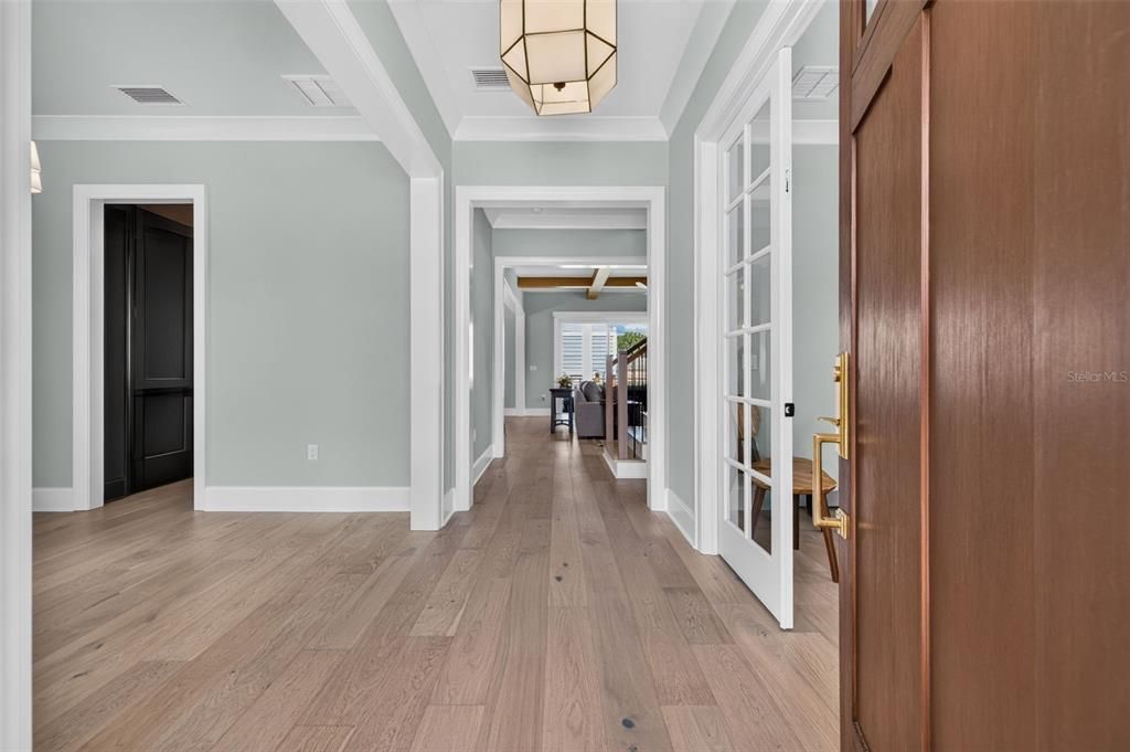 For Sale: $1,750,000 (4 beds, 2 baths, 2941 Square Feet)