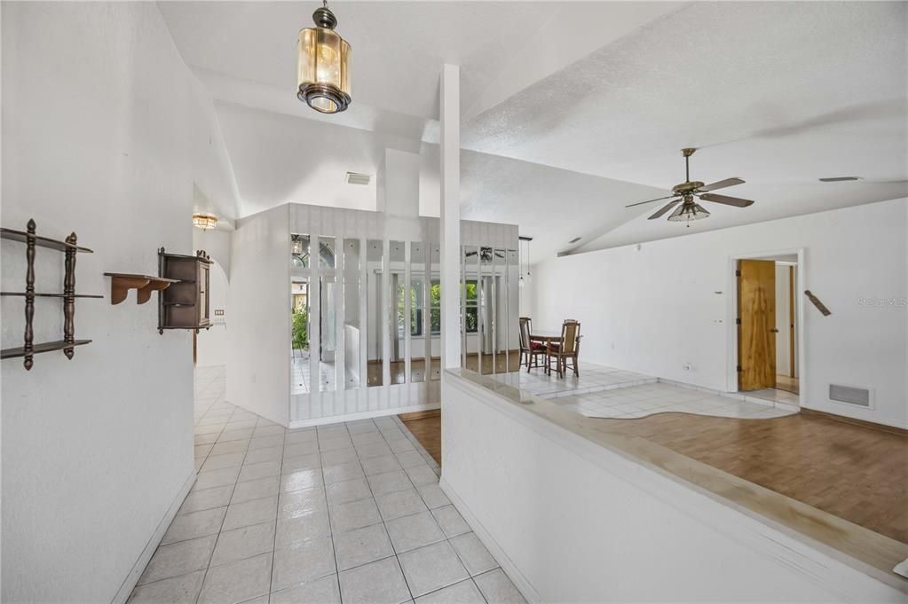待售: $349,000 (4 贝兹, 3 浴室, 2311 平方英尺)