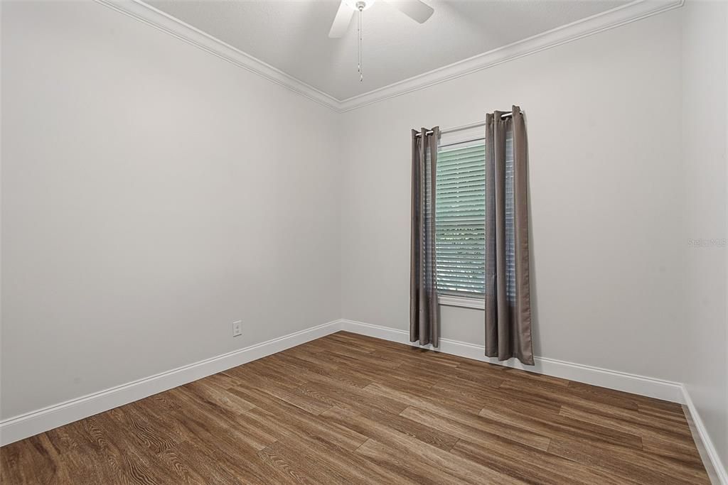For Sale: $340,000 (3 beds, 2 baths, 1188 Square Feet)