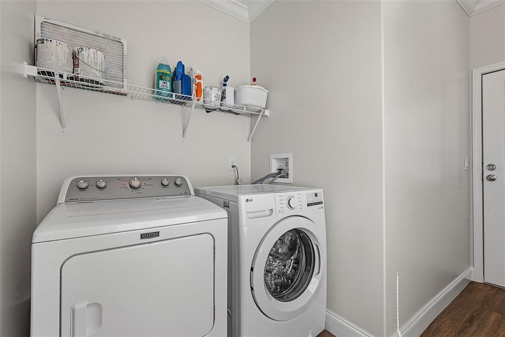 For Sale: $340,000 (3 beds, 2 baths, 1188 Square Feet)