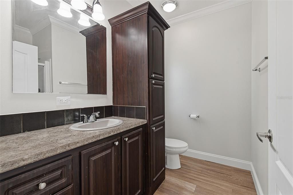 For Sale: $340,000 (3 beds, 2 baths, 1188 Square Feet)