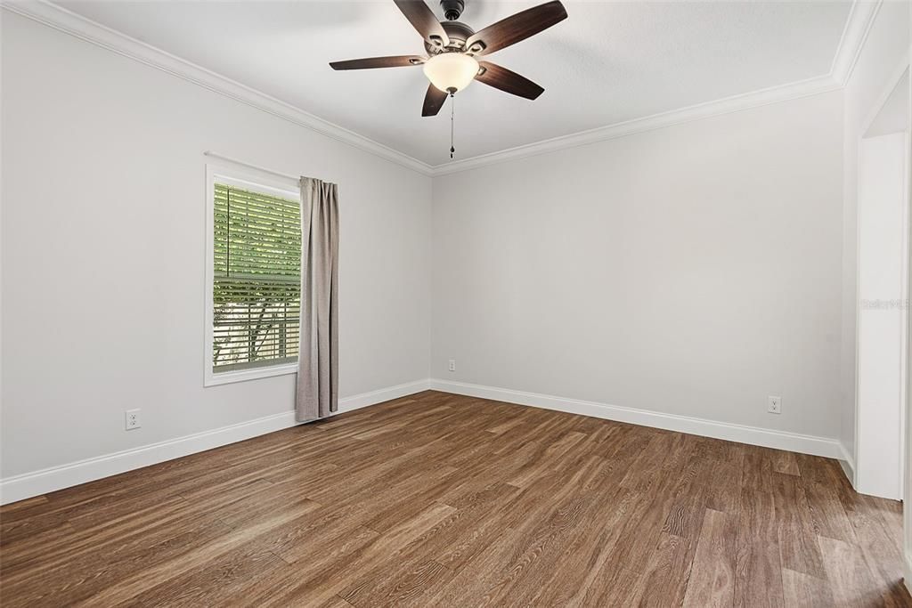 For Sale: $340,000 (3 beds, 2 baths, 1188 Square Feet)