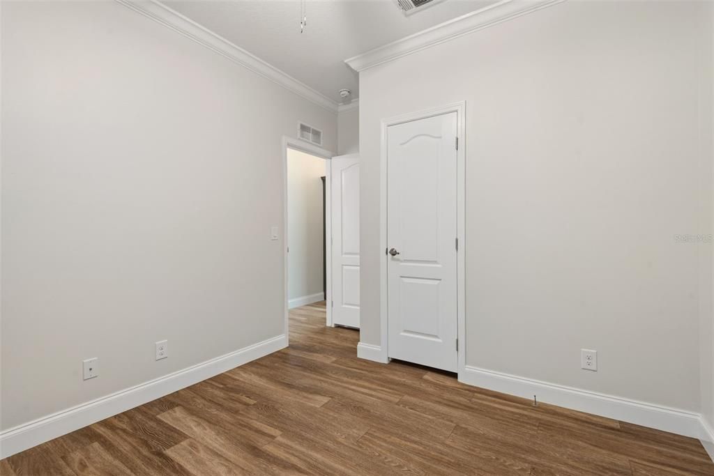 For Sale: $340,000 (3 beds, 2 baths, 1188 Square Feet)