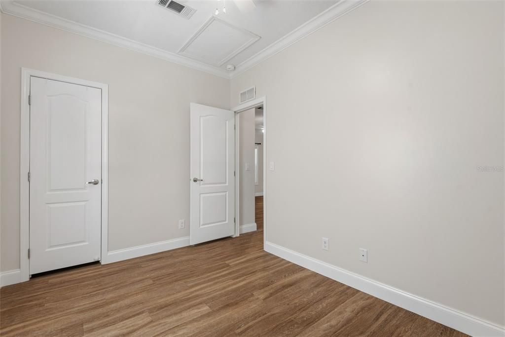 For Sale: $340,000 (3 beds, 2 baths, 1188 Square Feet)