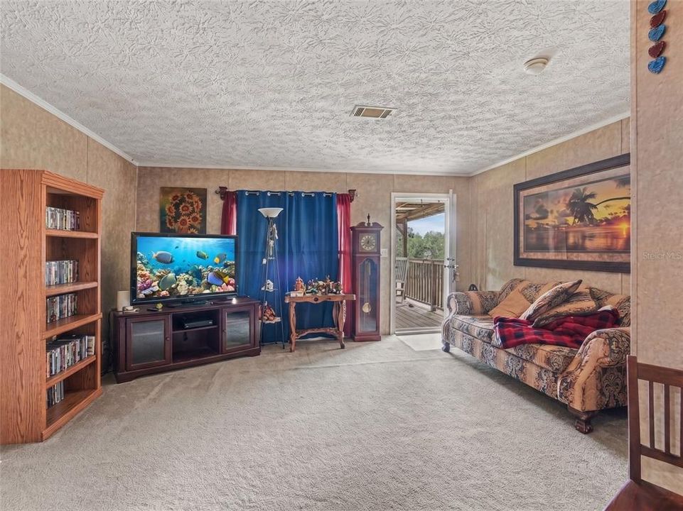 На продажу: $179,900 (3 спален, 2 ванн, 1080 Квадратных фут)