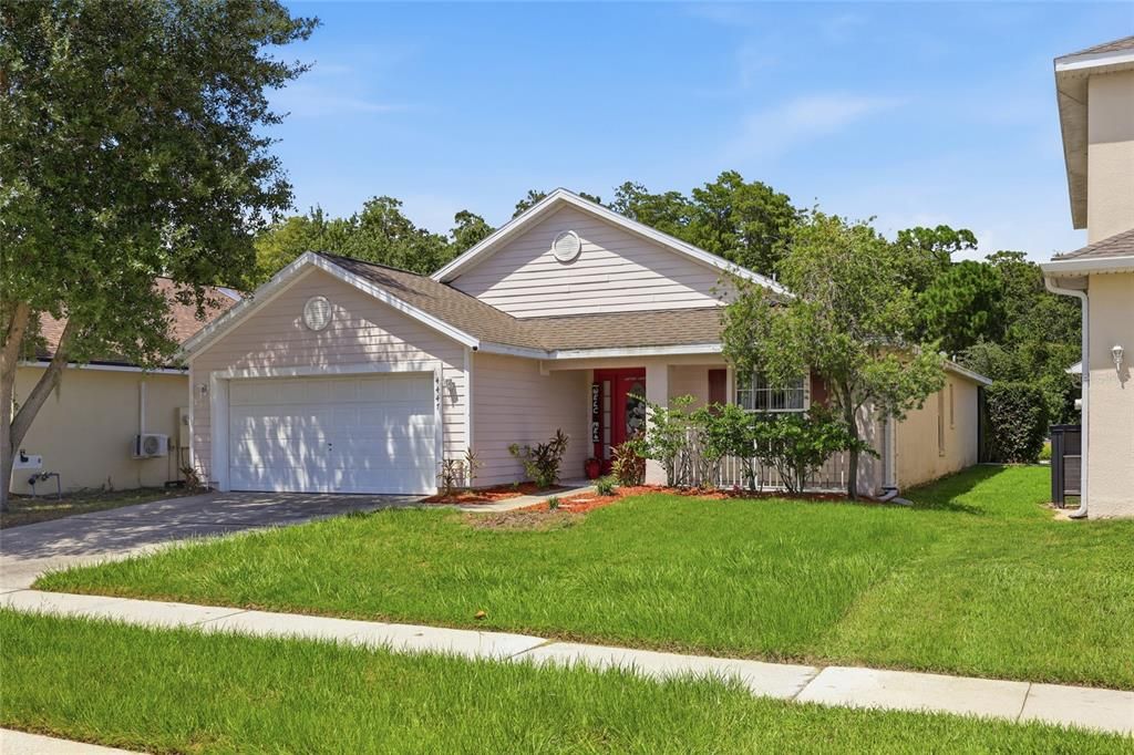 For Sale: $410,000 (4 beds, 3 baths, 1689 Square Feet)