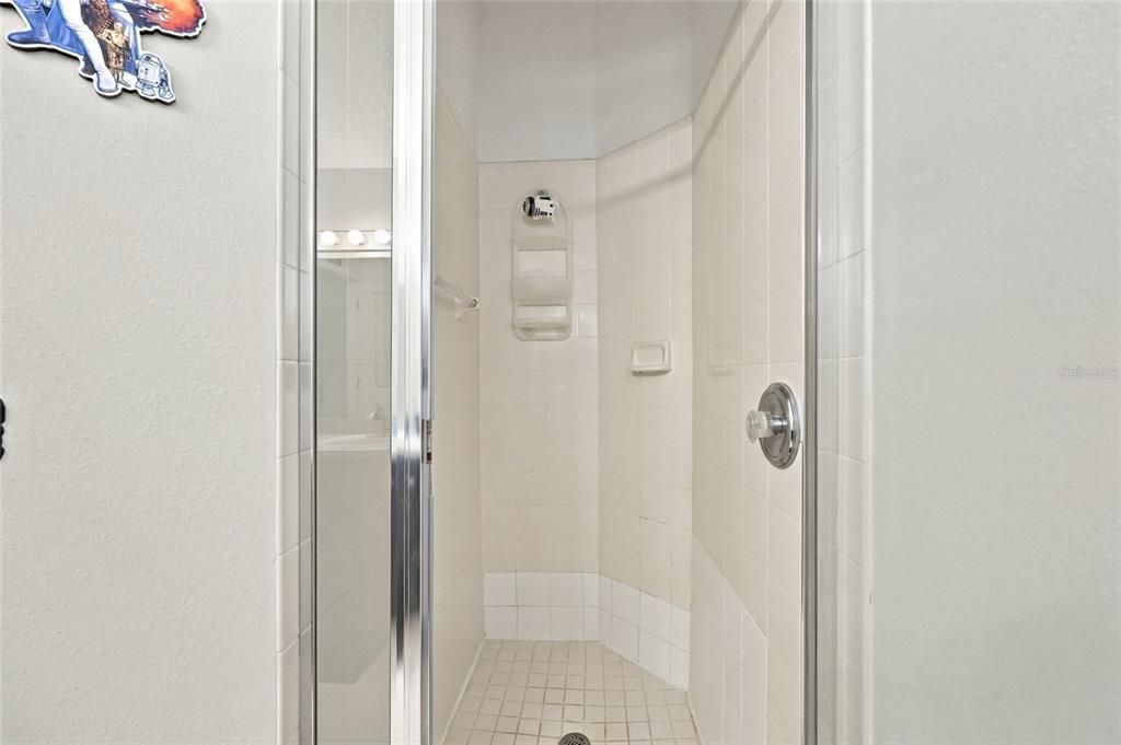 For Sale: $410,000 (4 beds, 3 baths, 1689 Square Feet)
