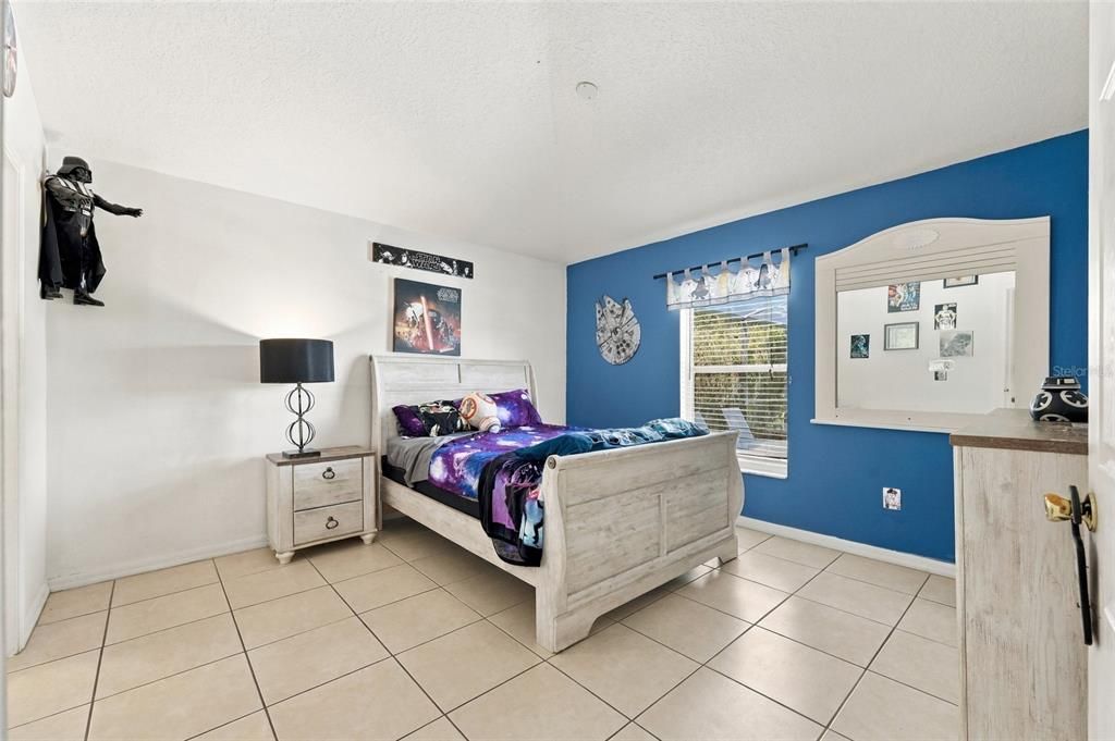 For Sale: $410,000 (4 beds, 3 baths, 1689 Square Feet)