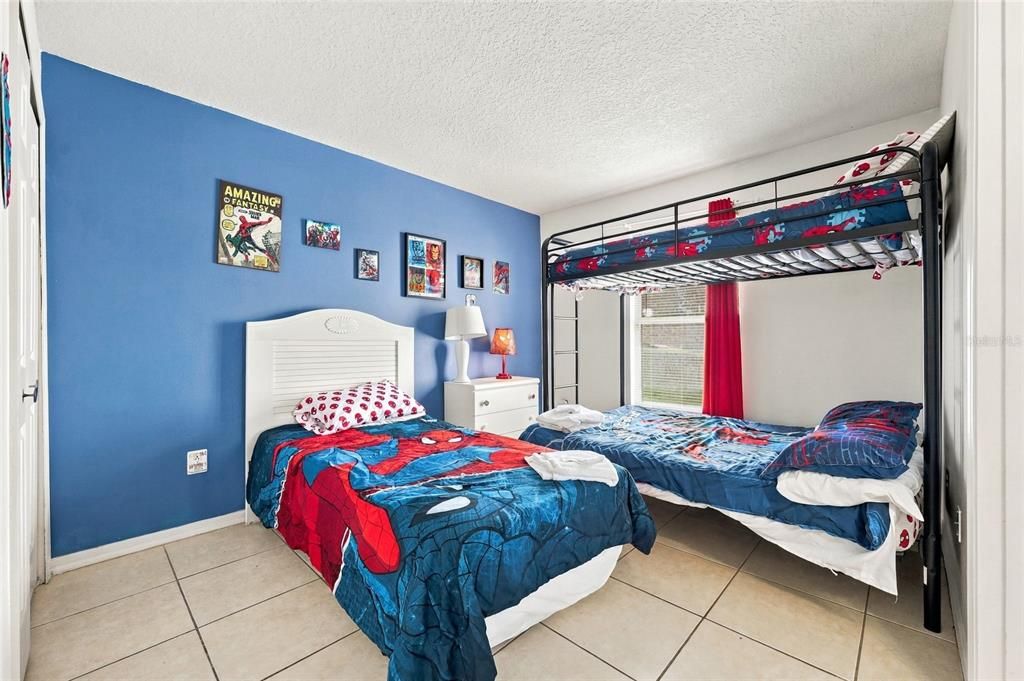 For Sale: $410,000 (4 beds, 3 baths, 1689 Square Feet)