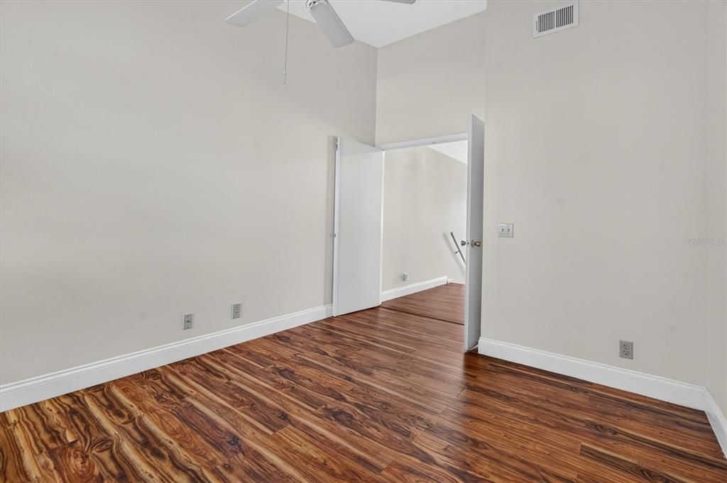 En Venta: $275,900 (3 camas, 2 baños, 1775 Pies cuadrados)