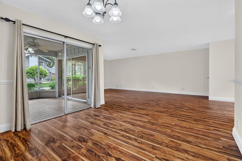 En Venta: $275,900 (3 camas, 2 baños, 1775 Pies cuadrados)