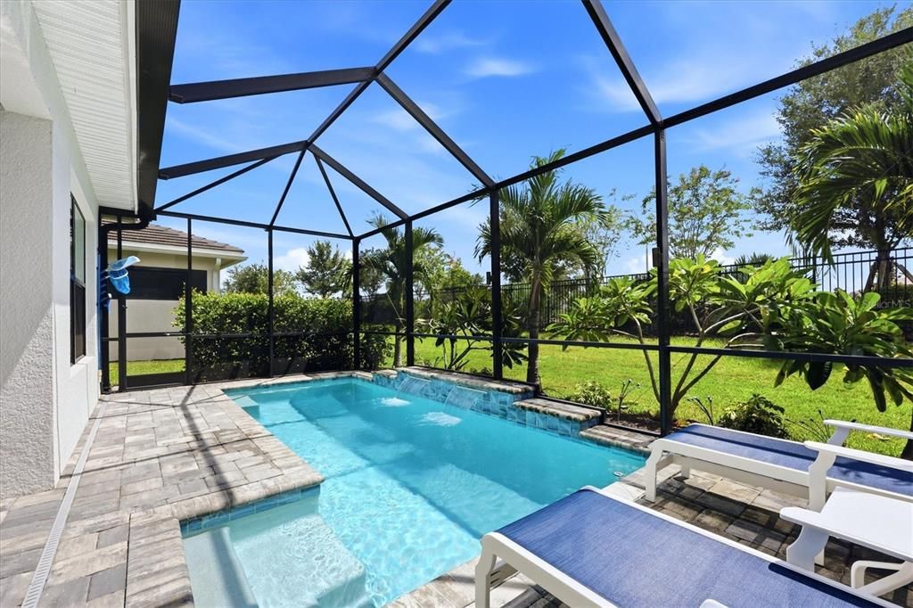 En Venta: $590,000 (2 camas, 2 baños, 1671 Pies cuadrados)