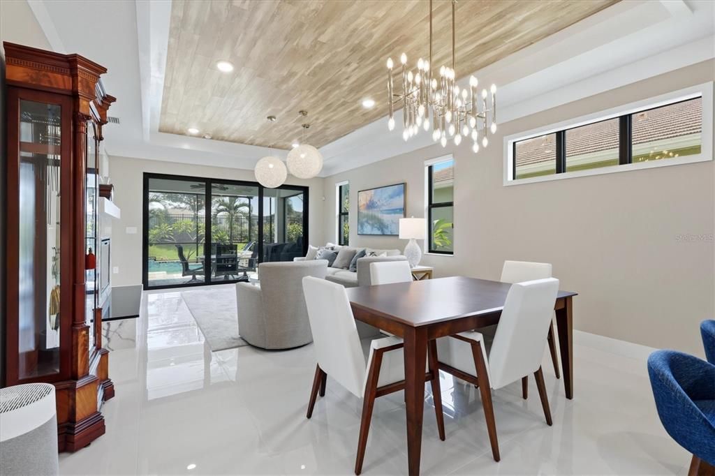 En Venta: $590,000 (2 camas, 2 baños, 1671 Pies cuadrados)